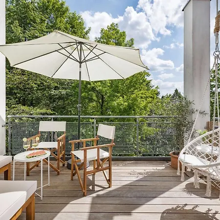 Blueberry Living - Design Loft Nahe Muenchen - Dachterrasse - S-bahn Apartment
