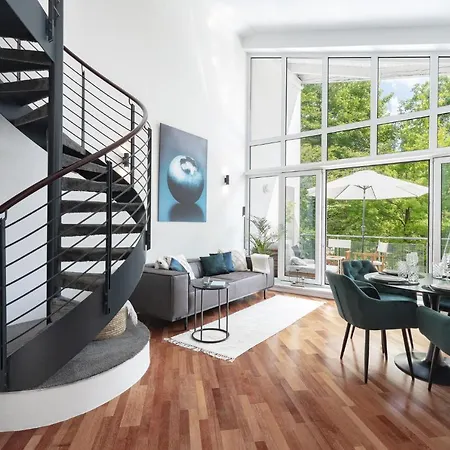 Blueberry Living - Design Loft Nahe Muenchen - Dachterrasse - S-bahn Apartment